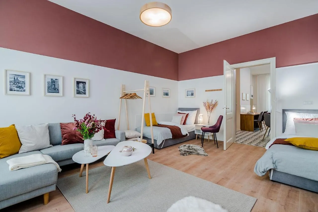 Royal Apartments Prague By Michal&Friends 0*,