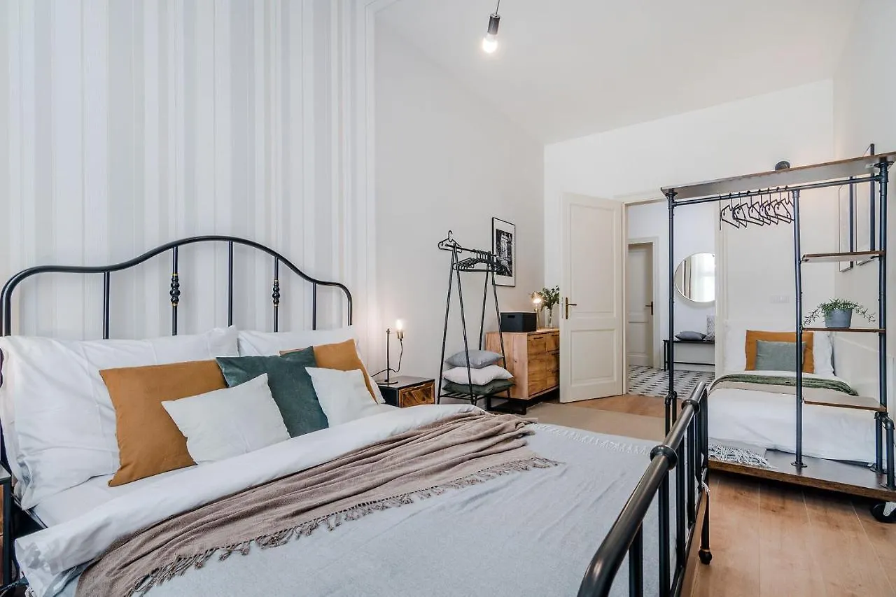 Royal Apartments Prague By Michal&Friends